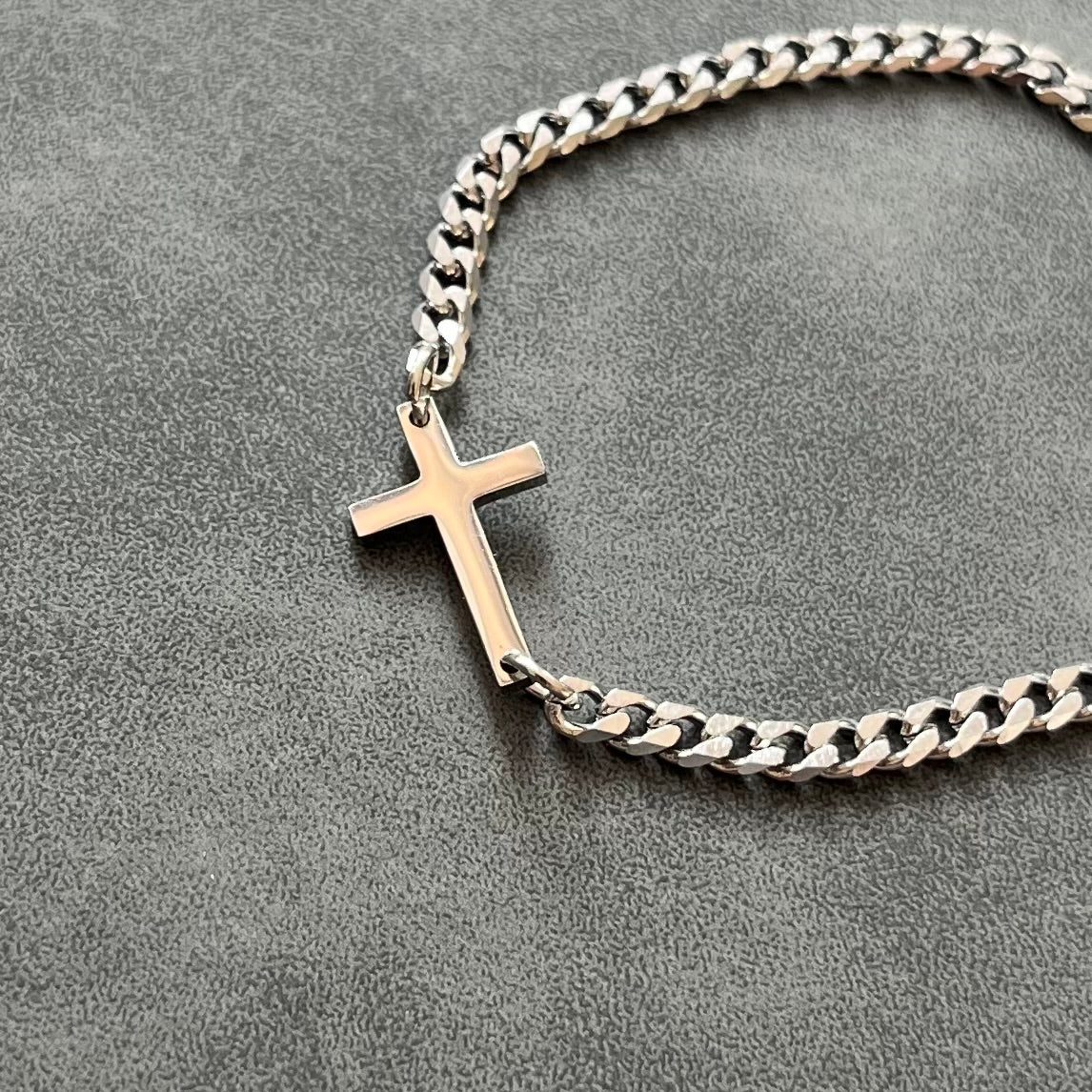 Cross & Cuban Chain
