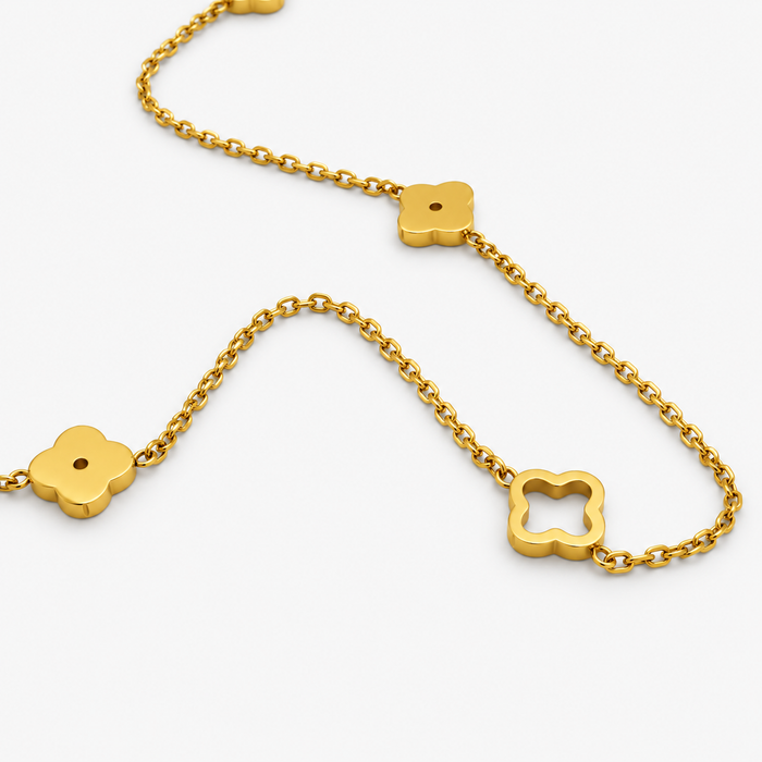 Clover Charm
